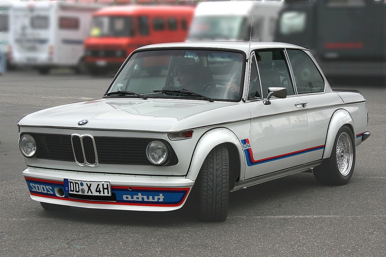 BMW 02 серия E10