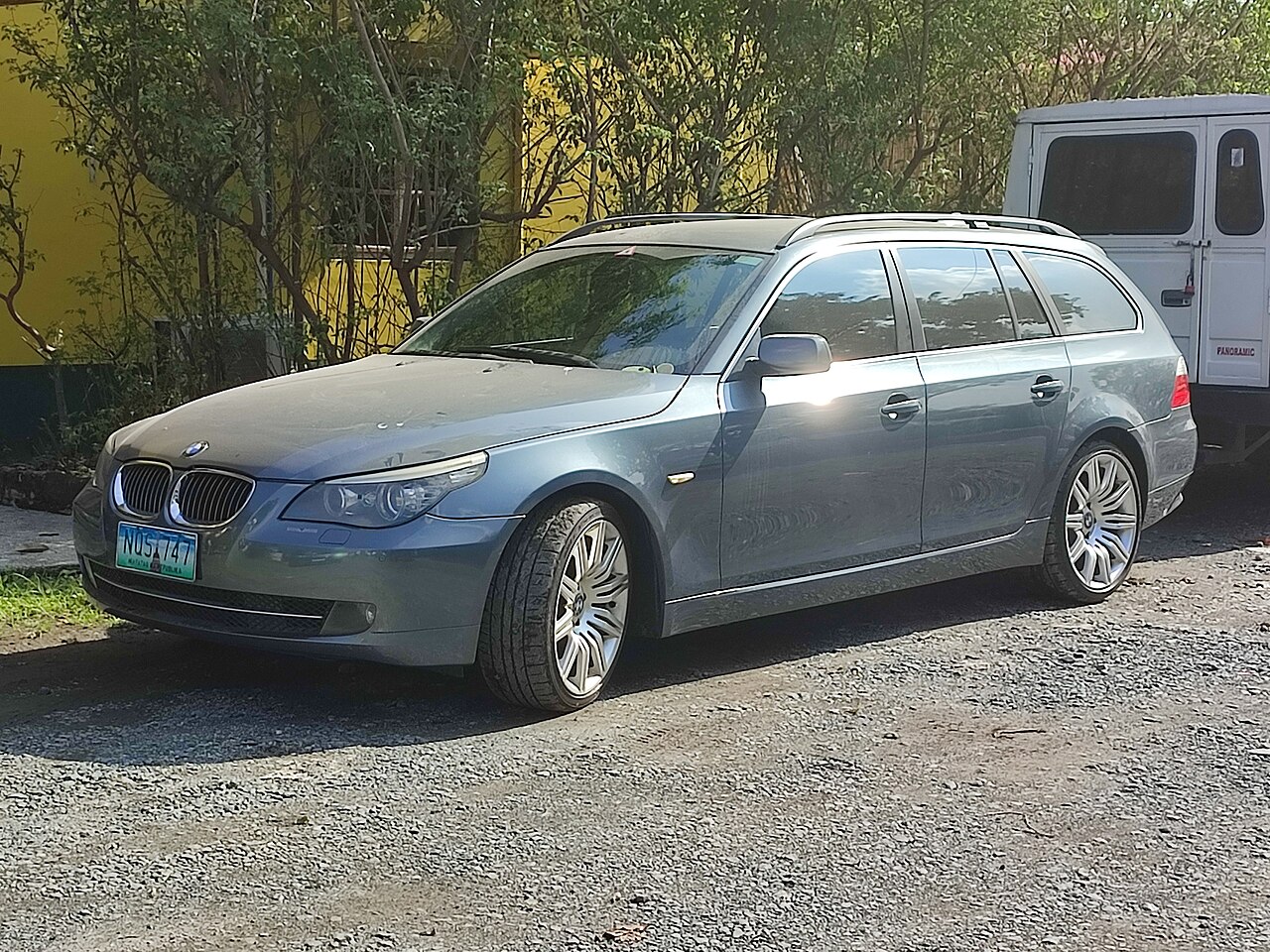 BMW 5 серия E61