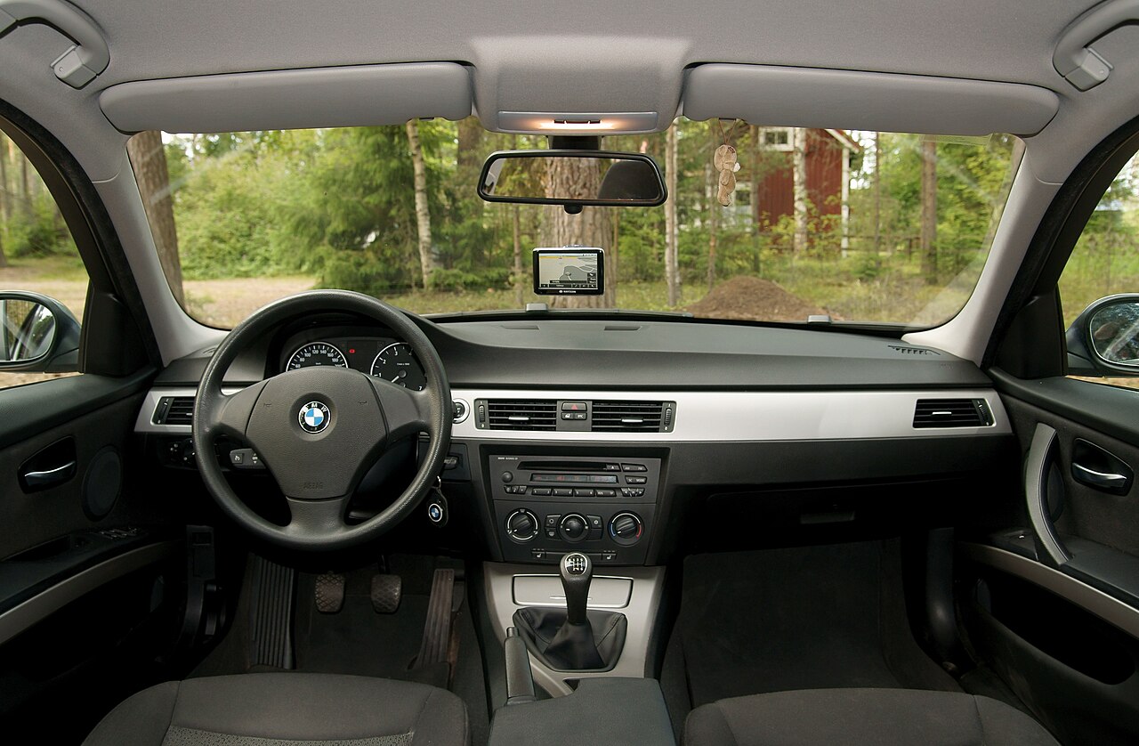 BMW 3 серия E90