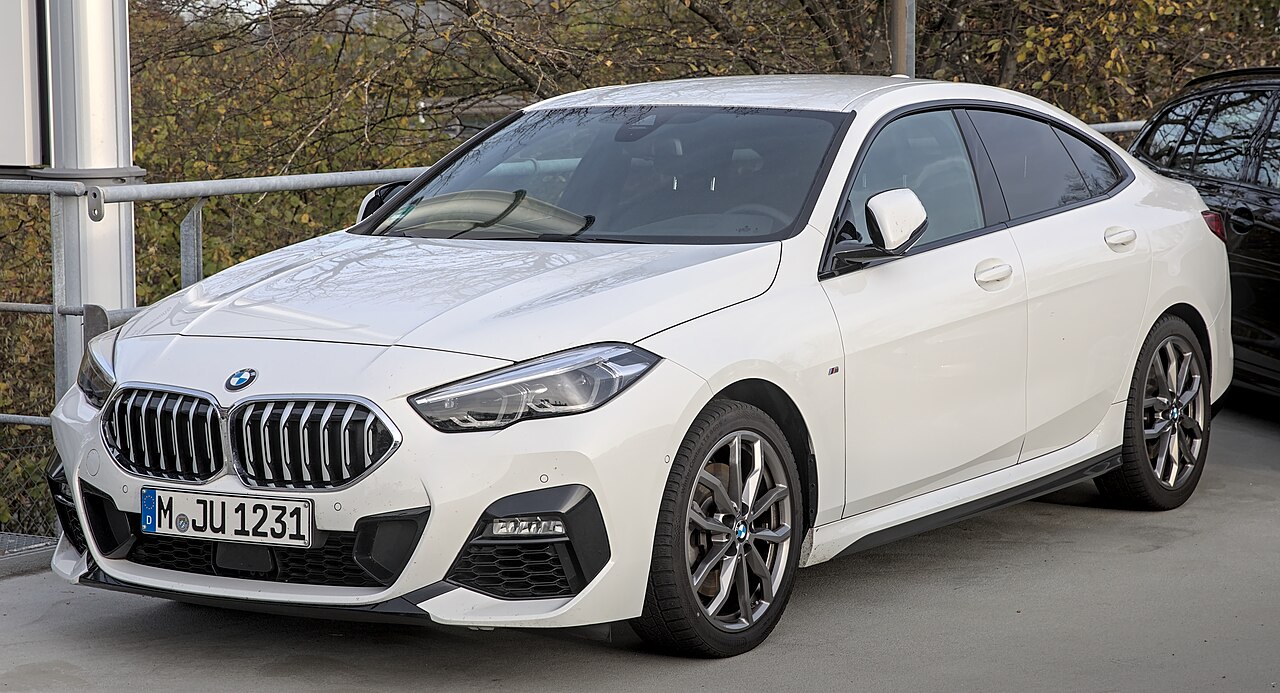 BMW 2 серия F44
