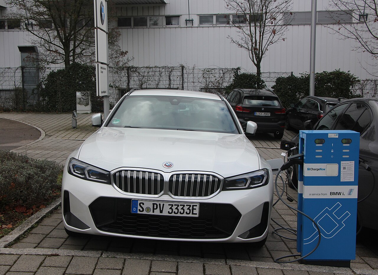 BMW 3 серия G21