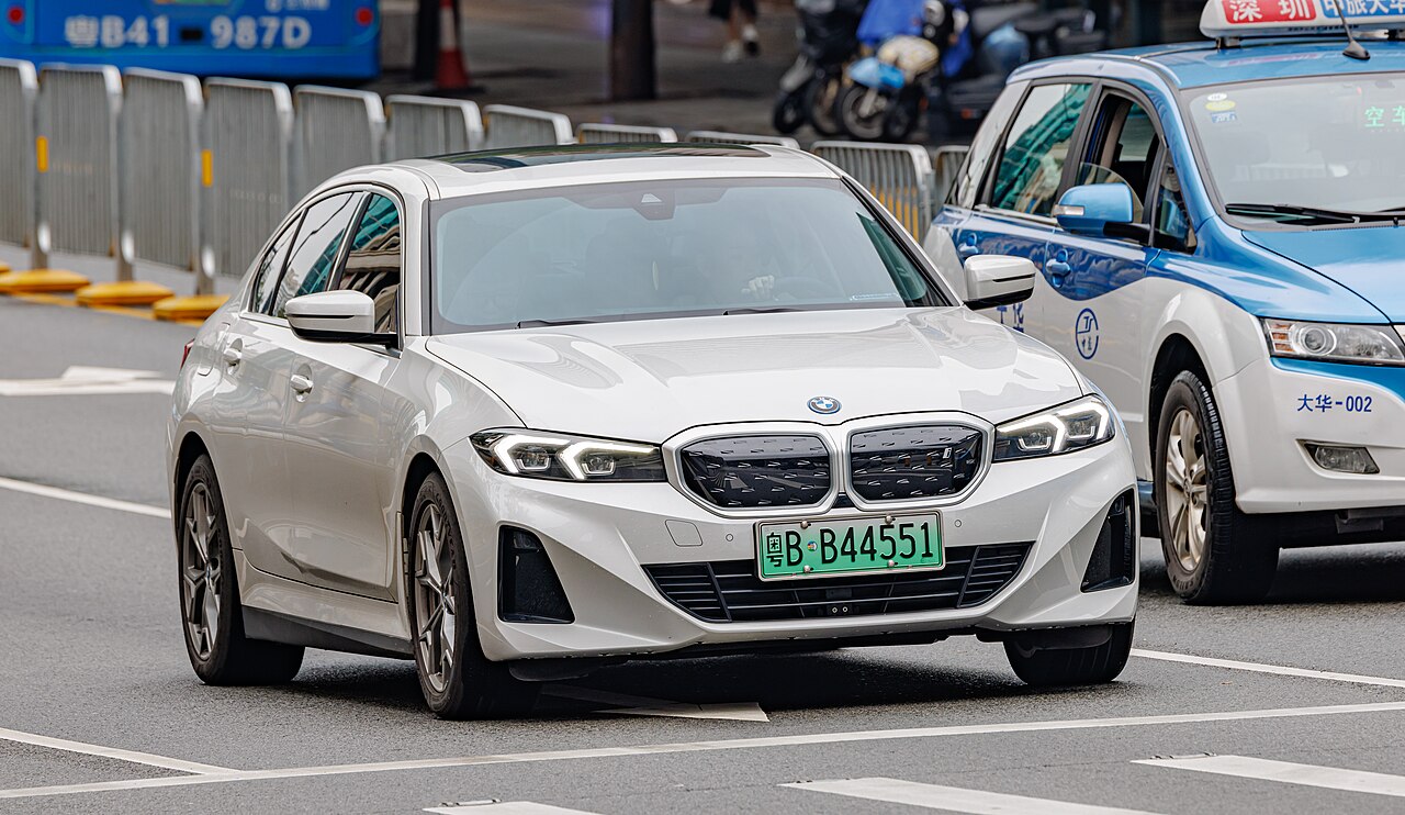 BMW 3 серия / i3 G28