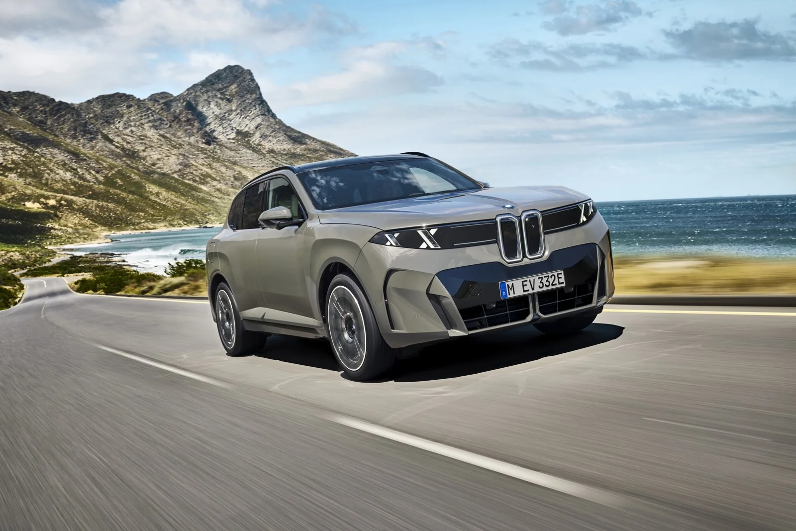 BMW объявила британские цены нового X5: электрический iX5 — от 85 375 фунтов