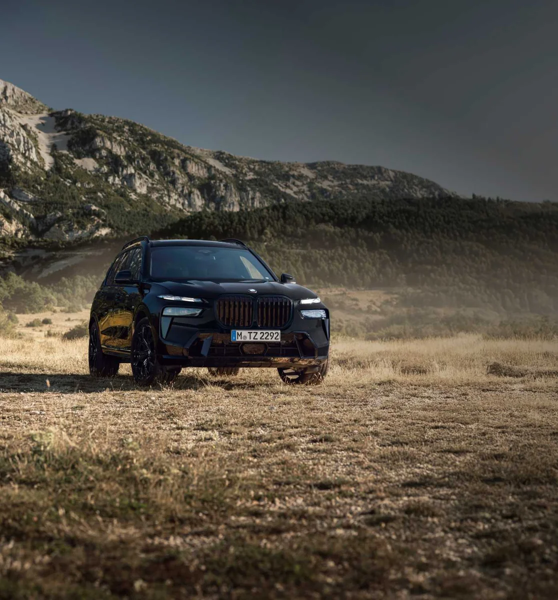 BMW X7 xDrive40d Black Line вышел на японский рынок за 15 995 000 иен