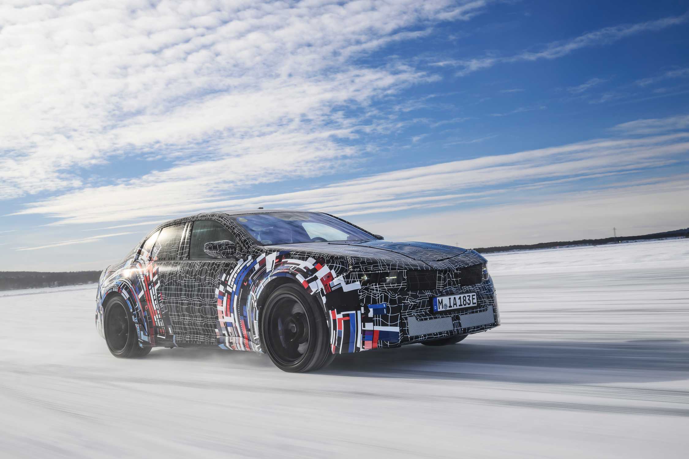 Электрический BMW M3 на испытаниях: что уже известно