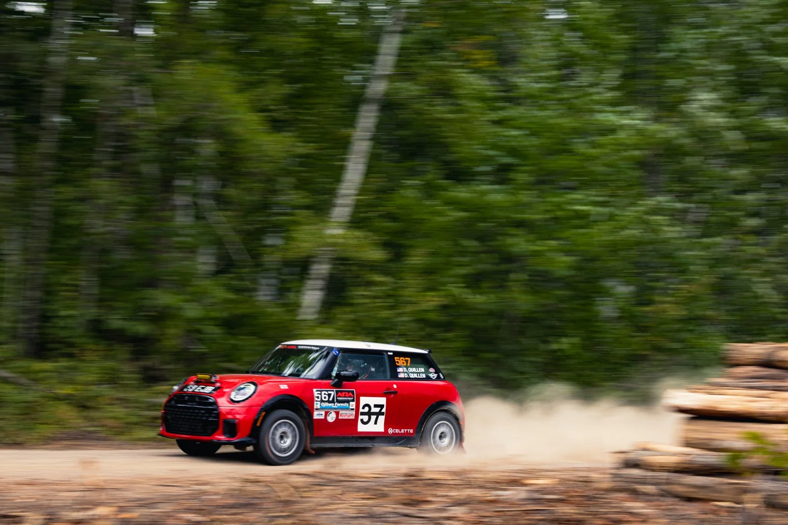 MINI заявила два экипажа JCW на сентябрьское Overmountain Rally