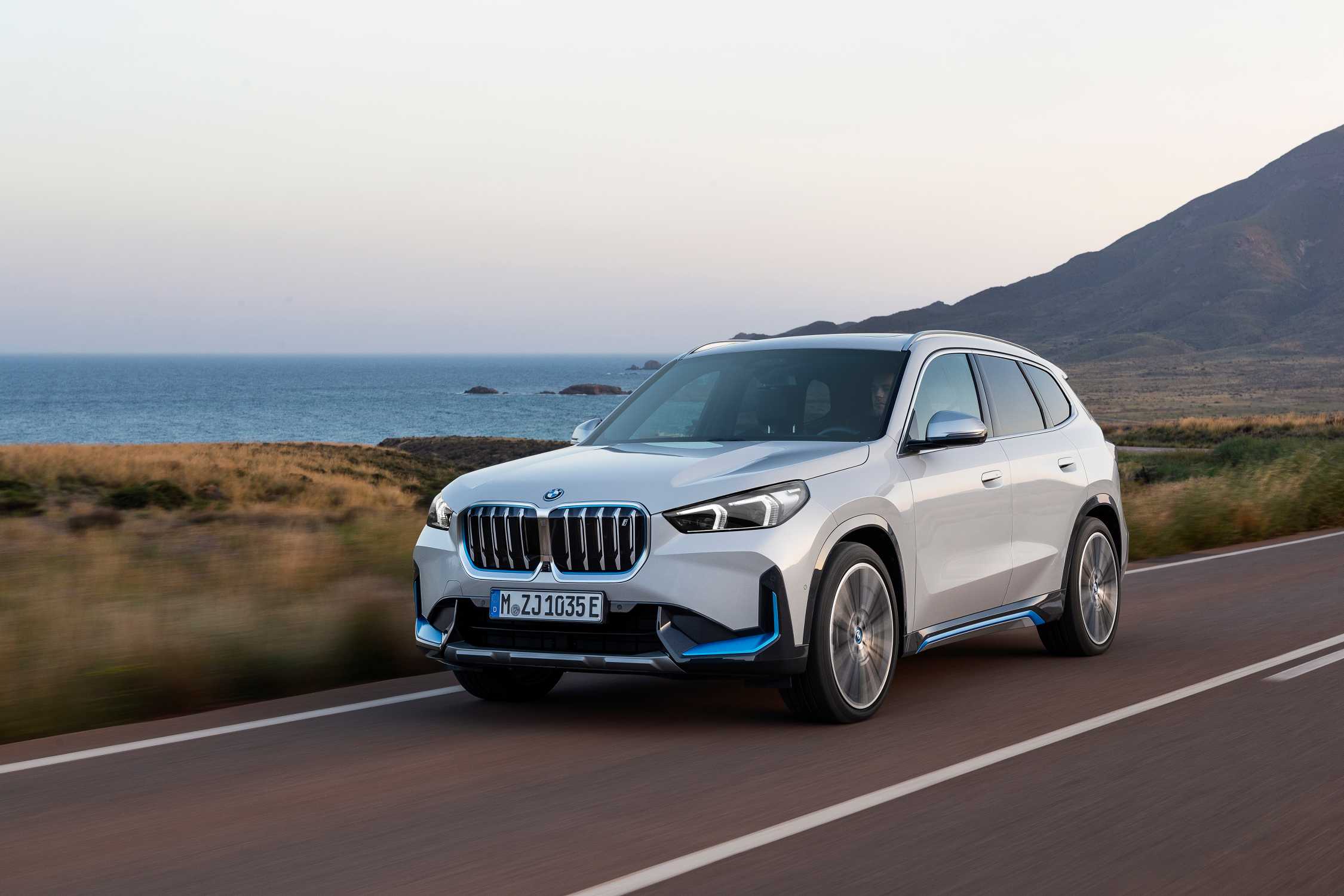 Будущий BMW iX1: что скрывает камуфляж прототипа